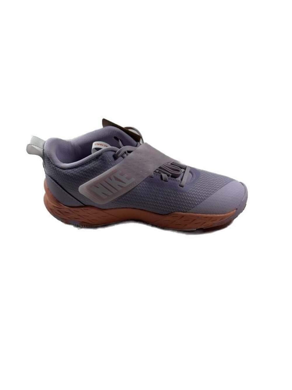 Nike team hustle 12 size 7y New